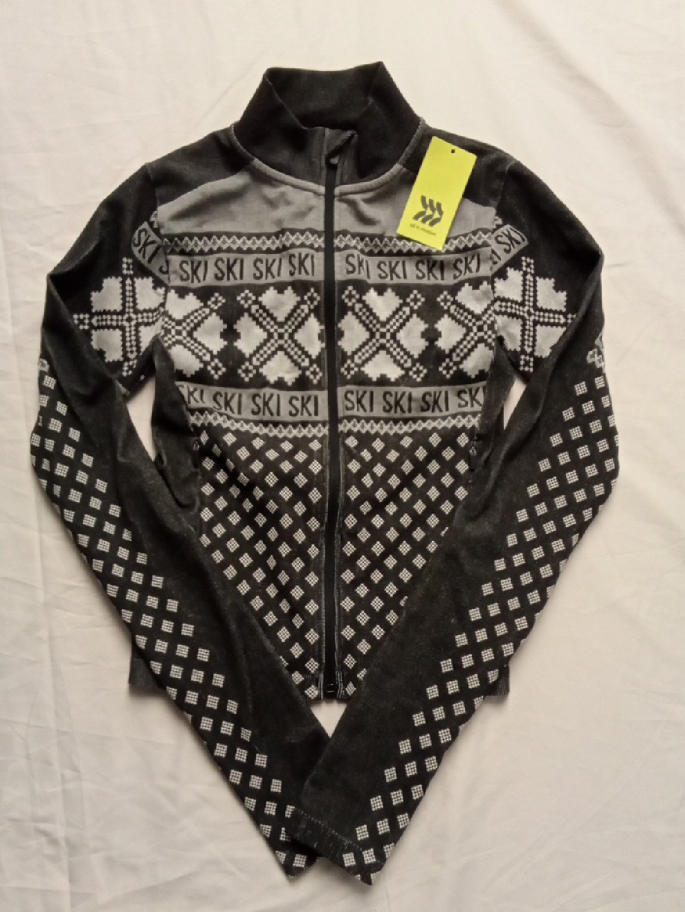 all in motion Black & Gray Ski-Pattern Full-Zip Sweater
